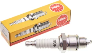 Aizdedzes svece NGK BP4HS Yamaha QT50