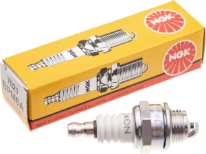 Aizdedzes svece NGK BPM6A Kawasaki TJ027;TH
034;TH048