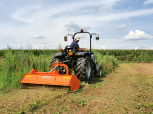 Adjustable sideshift Flail Mower For 50-90HP Tractors Shredder