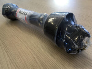 Cardan shaft CAT-4 800 + Bolt