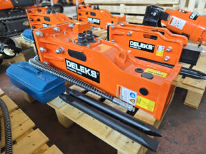 Hydraulic breaker for miniexcavator - silenced