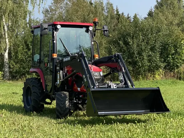 Mini traktors TYM 2500L pilsētsaimniecības