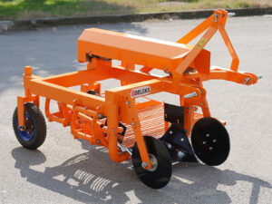 Potato digger for tractors