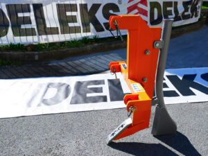 Single tyne ripper for tractors like Kubota