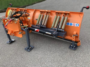 Snowblade with plate for tractor