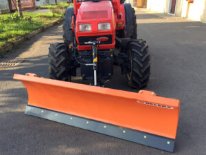 Snowplough with plate for tractor